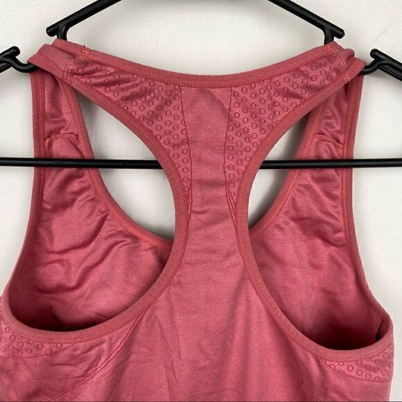 Forever 21 athletic tank - Picture 3 of 6